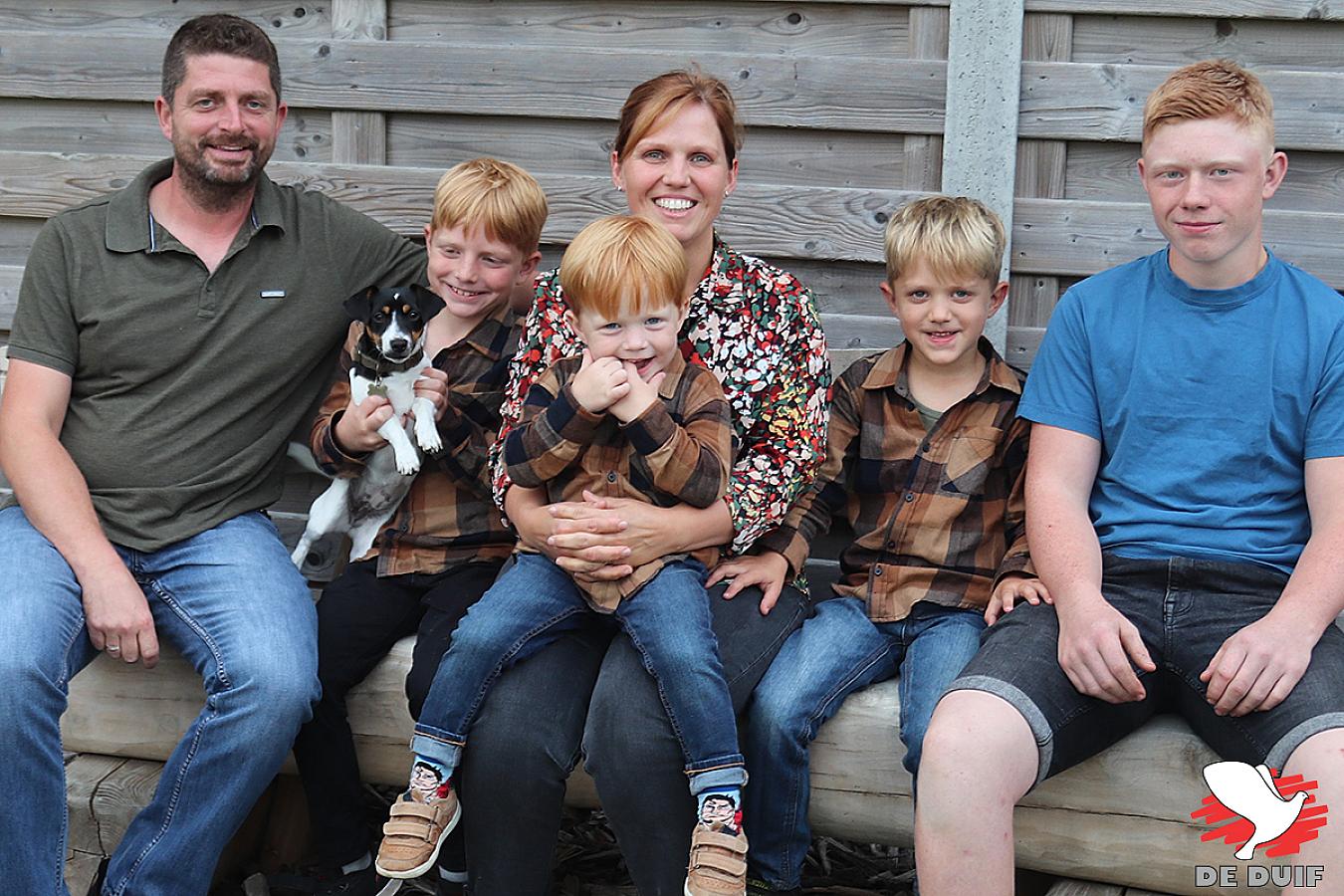 ROZIERS-XIANG - 1e Nat. Asduif Fond oude en 2e Nat. Kampioen Fond jaarse 2022