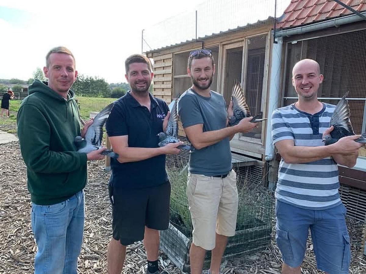 Good memories with good friends 🙏🙏🙏